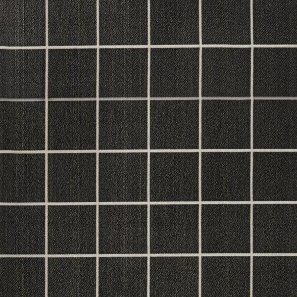 HomeRoots 8' X 10' Dark Gray & Cream Plaid Rug - Stylish, Versatile Indoor/Outdoor Area Rug for All Spaces 702635