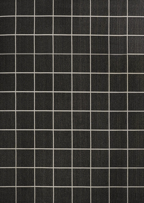 HomeRoots 8' X 10' Dark Gray & Cream Plaid Rug - Stylish, Versatile Indoor/Outdoor Area Rug for All Spaces 702635