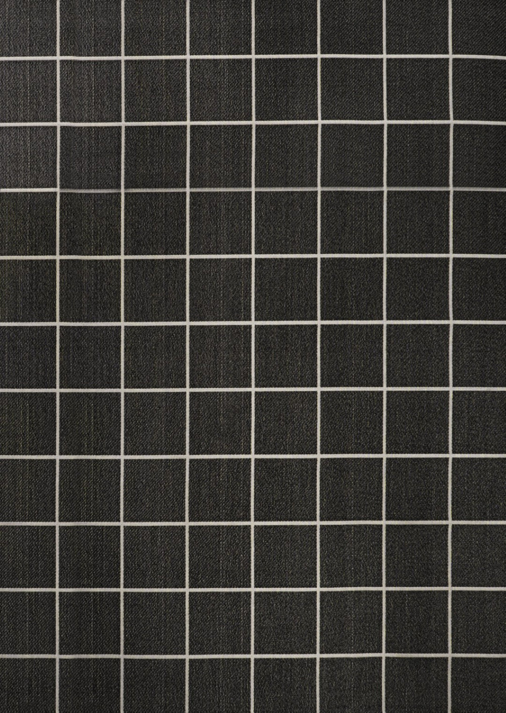 HomeRoots 8' X 10' Dark Gray & Cream Plaid Rug - Stylish, Versatile Indoor/Outdoor Area Rug for All Spaces 702635