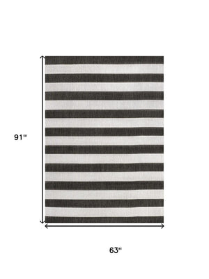 HomeRoots 5' Black and Cream Striped Area Rug - Durable Indoor/Outdoor Design for Patios, Kitchens & More! 702661