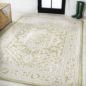 HomeRoots 8' X 10' Elegant Green and Cream Medallion Rug - Versatile Indoor/Outdoor Accent for Any Space 702718