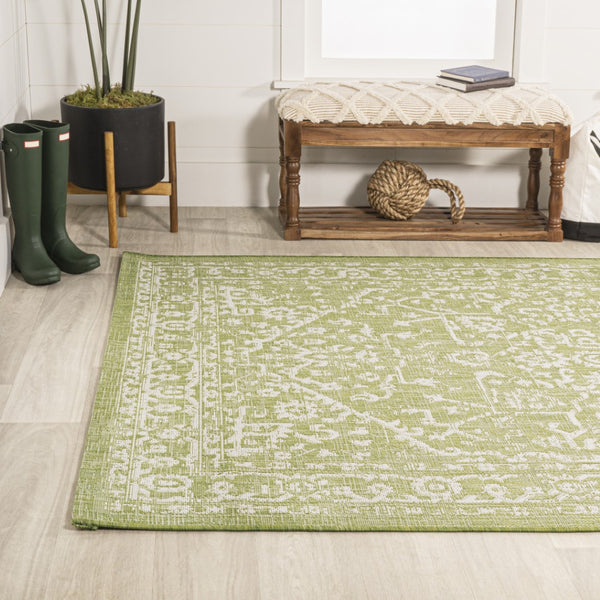 HomeRoots 9' Green and Cream Medallion Area Rug - Durable Indoor/Outdoor Elegance for Any Space, 9x12 ft 702728