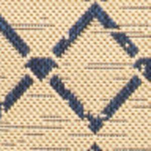 HomeRoots 5' Stylish Beige and Navy Blue Trellis Area Rug - Durable Indoor/Outdoor Design for Versatile Spaces 702798