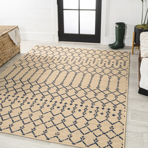 HomeRoots 5' Stylish Beige and Navy Blue Trellis Area Rug - Durable Indoor/Outdoor Design for Versatile Spaces 702798