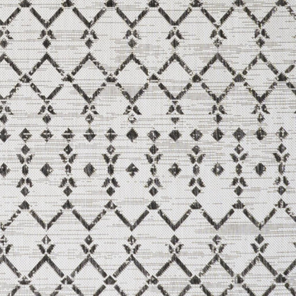 HomeRoots 8' X 10' Cream and Black Trellis Rug – Stylish, Durable Indoor/Outdoor Area Rug for Any Space 702806