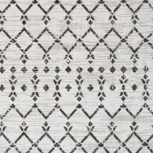 HomeRoots 8' X 10' Cream and Black Trellis Rug – Stylish, Durable Indoor/Outdoor Area Rug for Any Space 702806