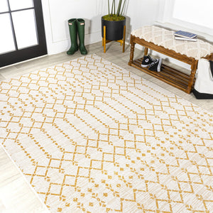 HomeRoots 5' X 8' Cream and Yellow Trellis Rug - Stylish Indoor/Outdoor Area Rug for Patios, Kitchens & More! 702810