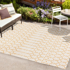 HomeRoots 5' X 8' Cream and Yellow Trellis Rug - Stylish Indoor/Outdoor Area Rug for Patios, Kitchens & More! 702810