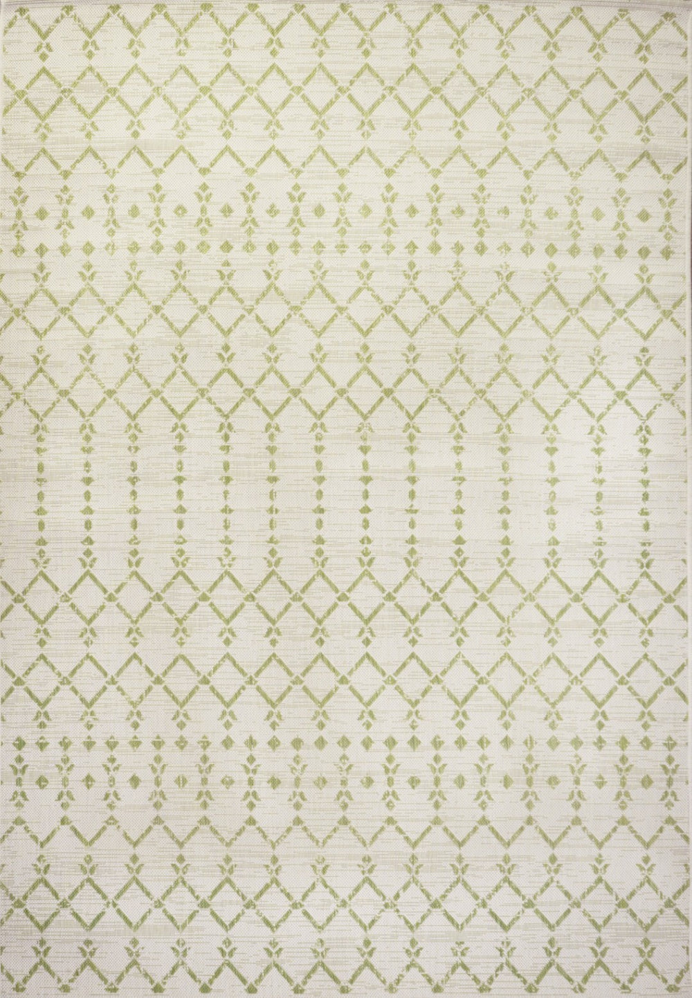 HomeRoots 5' Cream and Green Trellis Area Rug - Indoor/Outdoor Durable Design for Patios, Dining, and More! 702826