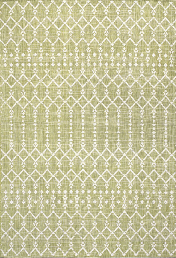 HomeRoots 5' Trellis Indoor Outdoor Area Rug - Light Green & Cream, Durable, Stylish, Easy Care for Any Space 702835