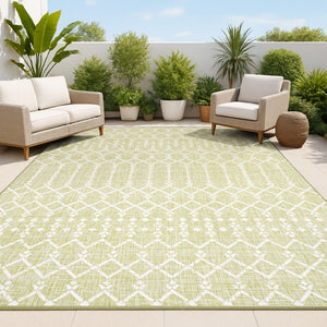 HomeRoots 5' Trellis Indoor Outdoor Area Rug - Light Green & Cream, Durable, Stylish, Easy Care for Any Space 702835