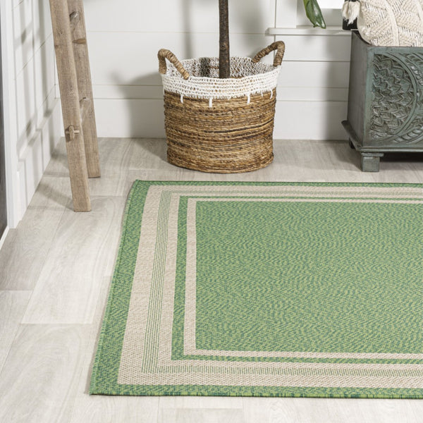 HomeRoots 5' Green and Cream Area Rug – Stylish Indoor/Outdoor Design, Durable, Weather-Resistant & Easy Care 702876