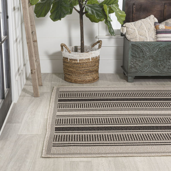 HomeRoots 5' Versatile Black and Beige Striped Indoor-Outdoor Area Rug for Stylish Living Spaces & Durability 702882