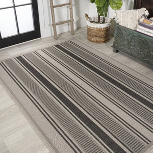 HomeRoots 5' Versatile Black and Beige Striped Indoor-Outdoor Area Rug for Stylish Living Spaces & Durability 702882