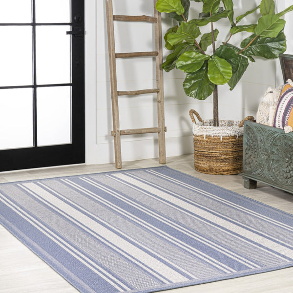 HomeRoots 5' Blue & Light Gray Striped Area Rug - Durable Indoor/Outdoor Mat for Coastal-Inspired Spaces 702885