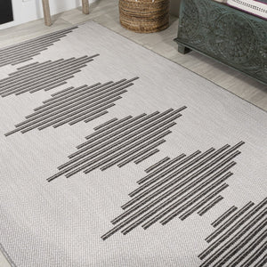 HomeRoots 5' Modern Light Gray and Black Striped Area Rug for Indoor/Outdoor Use - Durable & Versatile Design 702898