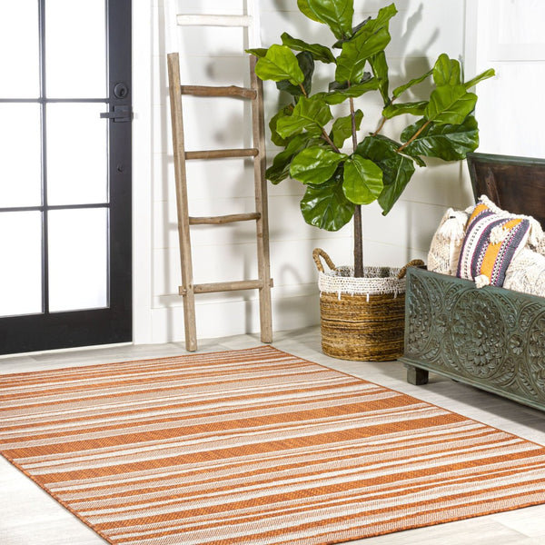 HomeRoots 5' Orange and Cream Striped Area Rug - Versatile Indoor/Outdoor Decor for Any Space, Durable Design 702904