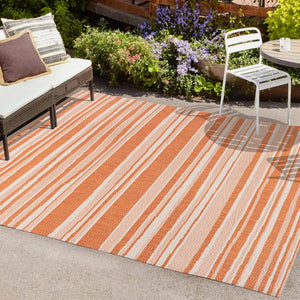 HomeRoots 5' Orange and Cream Striped Area Rug - Versatile Indoor/Outdoor Decor for Any Space, Durable Design 702904