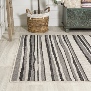HomeRoots 5' Stylish Cream & Dark Gray Striped Area Rug for Indoor/Outdoor Use - Durable, Low-Maintenance Design 702907