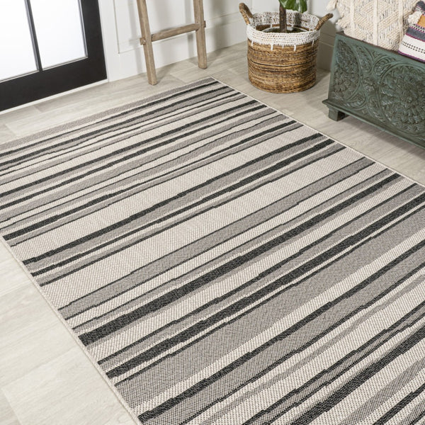 HomeRoots 5' Stylish Cream & Dark Gray Striped Area Rug for Indoor/Outdoor Use - Durable, Low-Maintenance Design 702907