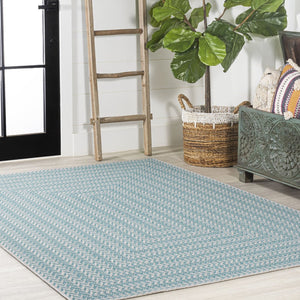 HomeRoots 5' Aqua & Light Gray Striped Area Rug - Stylish, Durable, Indoor/Outdoor Design for Versatile Use! 702910