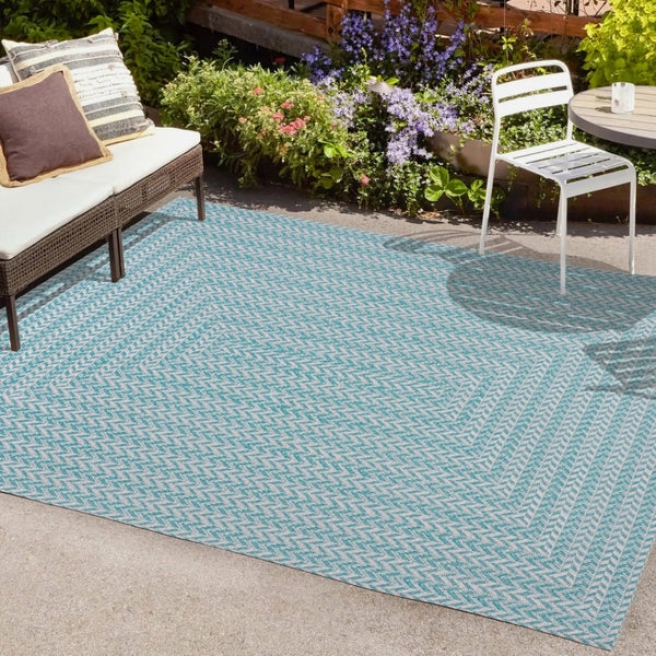 HomeRoots 5' Aqua & Light Gray Striped Area Rug - Stylish, Durable, Indoor/Outdoor Design for Versatile Use! 702910