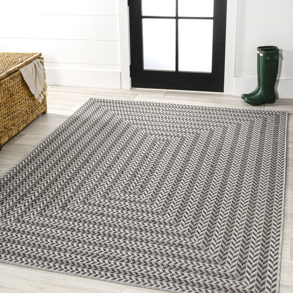 HomeRoots 5' X 8' Black and Light Gray Striped Area Rug - Stylish, Durable, Indoor-Outdoor Versatility for Any Space 702913