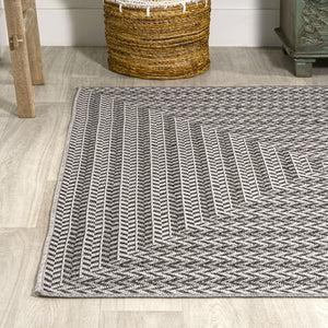 HomeRoots 5' X 8' Black and Light Gray Striped Area Rug - Stylish, Durable, Indoor-Outdoor Versatility for Any Space 702913