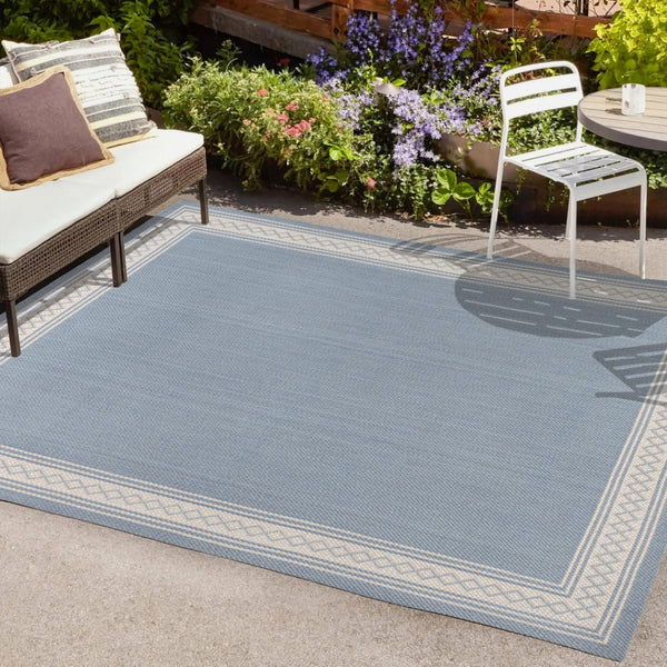 HomeRoots 8' X 10' Blue And Cream Rectangular Area Rug – Stylish, Durable, Low Maintenance for Indoor & Outdoor Use 702926
