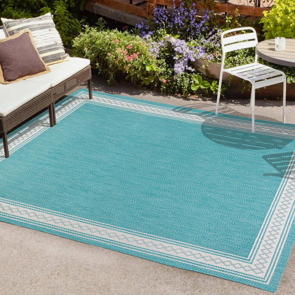 HomeRoots 5' Aqua & Light Gray Indoor/Outdoor Area Rug - Durable, Versatile, Weather-Resistant Design for All Spaces 702928