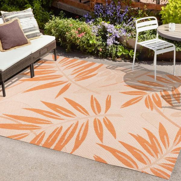 HomeRoots 5' Cream and Orange Floral Area Rug – Versatile Indoor/Outdoor Durable Design for Any Space 702937