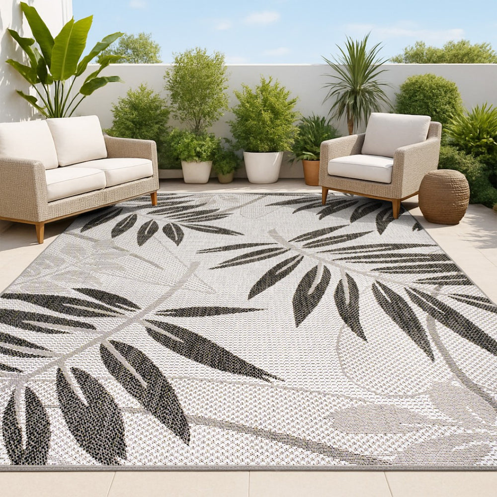 HomeRoots 5' Gray and Black Floral Indoor Outdoor Area Rug – Durable, Stylish, Easy-Care for Any Space 702940