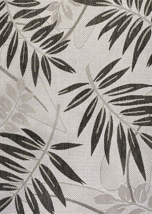 HomeRoots 5' Gray and Black Floral Indoor Outdoor Area Rug – Durable, Stylish, Easy-Care for Any Space 702940
