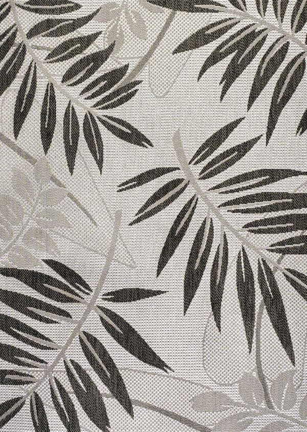 HomeRoots 5' Gray and Black Floral Indoor Outdoor Area Rug – Durable, Stylish, Easy-Care for Any Space 702940