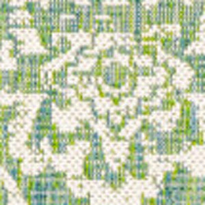 HomeRoots 5' Cream and Green Medallion Area Rug - Stylish, Durable Indoor/Outdoor Design for Any Space 702952