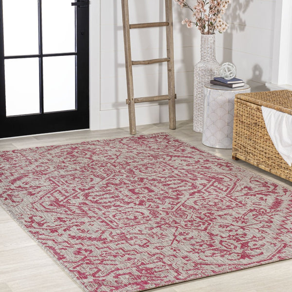 HomeRoots 5' X 8' Stylish Light Gray & Fuchsia Medallion Rug - Durable, Indoor/Outdoor, Easy Care & Chic Design 702997