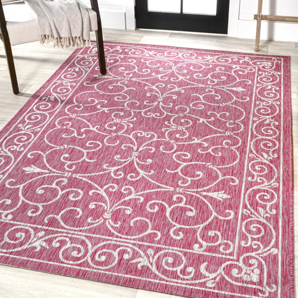 HomeRoots 5' Vibrant Fuchsia and Light Gray Medallion Area Rug – Durable Indoor/Outdoor Style for Any Space 703012