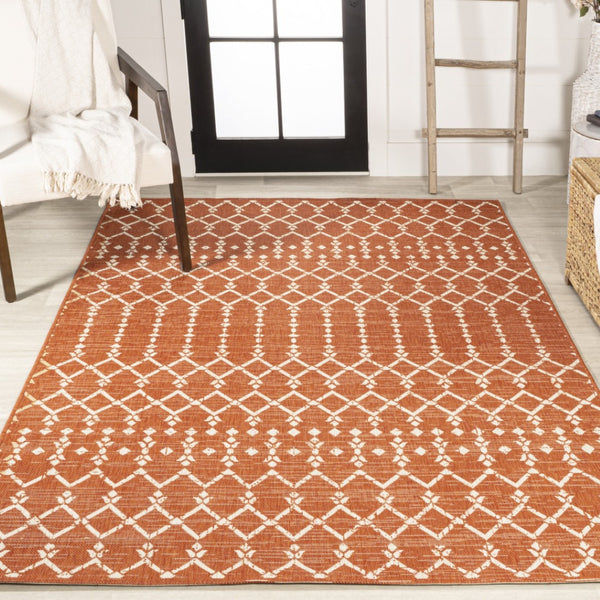 HomeRoots 5' Vibrant Orange and Cream Trellis Area Rug – Stylish, Durable Indoor/Outdoor Decor for Any Space 703057