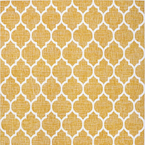 HomeRoots 5' Yellow and Cream Geometric Area Rug - Durable Indoor/Outdoor Style for Contemporary Spaces 703072