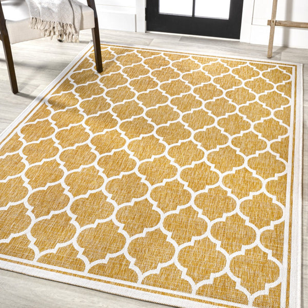 HomeRoots 5' Yellow and Cream Geometric Area Rug - Durable Indoor/Outdoor Style for Contemporary Spaces 703072