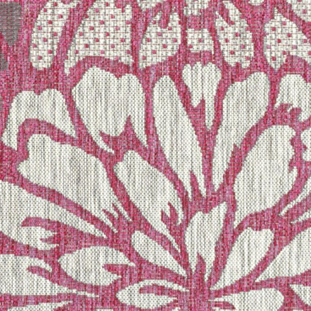 HomeRoots 5' Vibrant Fuchsia & Light Gray Floral Area Rug for Indoor/Outdoor Use - Durable & Low-Maintenance Charm 703097