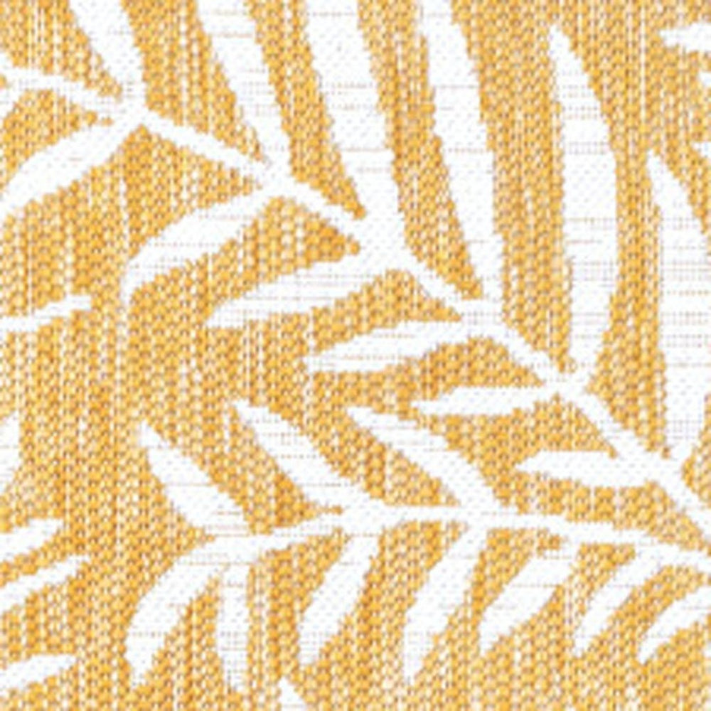 HomeRoots 5' Yellow and Cream Floral Area Rug - Versatile Indoor/Outdoor Design, Durable & Easy Care Style! 703112