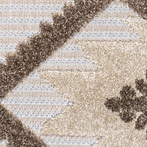 HomeRoots 5' Moroccan Brown and Ivory Area Rug - Indoor/Outdoor, Durable, Stylish Quatrefoil Design for Any Space 703330