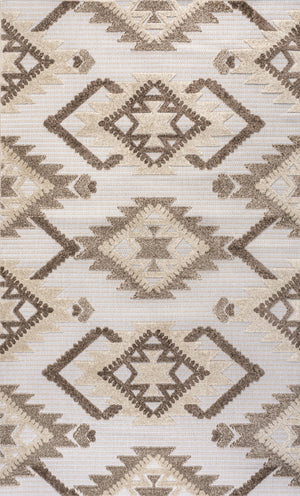 HomeRoots 8' X 10' Brown and Ivory Moroccan Area Rug - Durable Indoor/Outdoor Design with Elegant Quatrefoil Pattern 703331