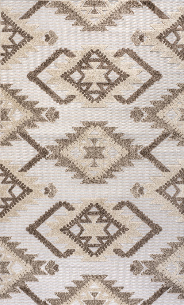 HomeRoots 8' X 10' Brown and Ivory Moroccan Area Rug - Durable Indoor/Outdoor Design with Elegant Quatrefoil Pattern 703331
