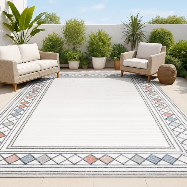 HomeRoots 5' Ivory and Beige Geometric Indoor Outdoor Area Rug - Versatile, Durable, and Stylish for Any Space 703370