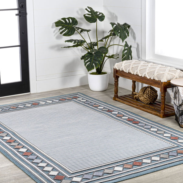 HomeRoots 5' Blue and Ivory Geometric Area Rug - Stylish Indoor/Outdoor Comfort for High-Traffic Spaces 703380