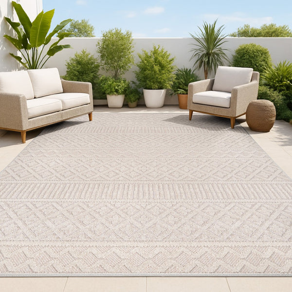 HomeRoots 5' Trellis Indoor Outdoor Area Rug in Beige & Gray - Stylish, Durable, and Easy to Clean for Any Space 703398
