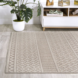 HomeRoots 5' Trellis Indoor Outdoor Area Rug in Beige & Gray - Stylish, Durable, and Easy to Clean for Any Space 703398