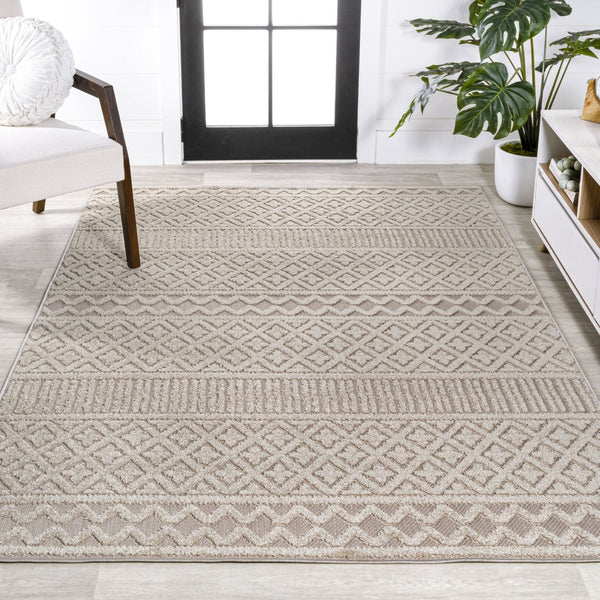 HomeRoots 5' Trellis Indoor Outdoor Area Rug in Beige & Gray - Stylish, Durable, and Easy to Clean for Any Space 703398